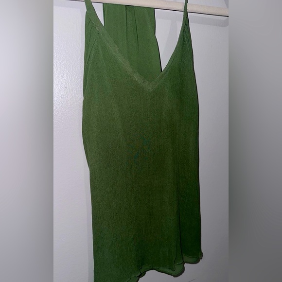 Green Tank top - Picture 2 of 3